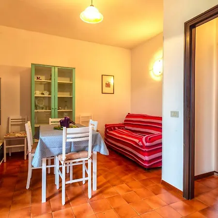Holiday home Agenzia Vear - Serena *
